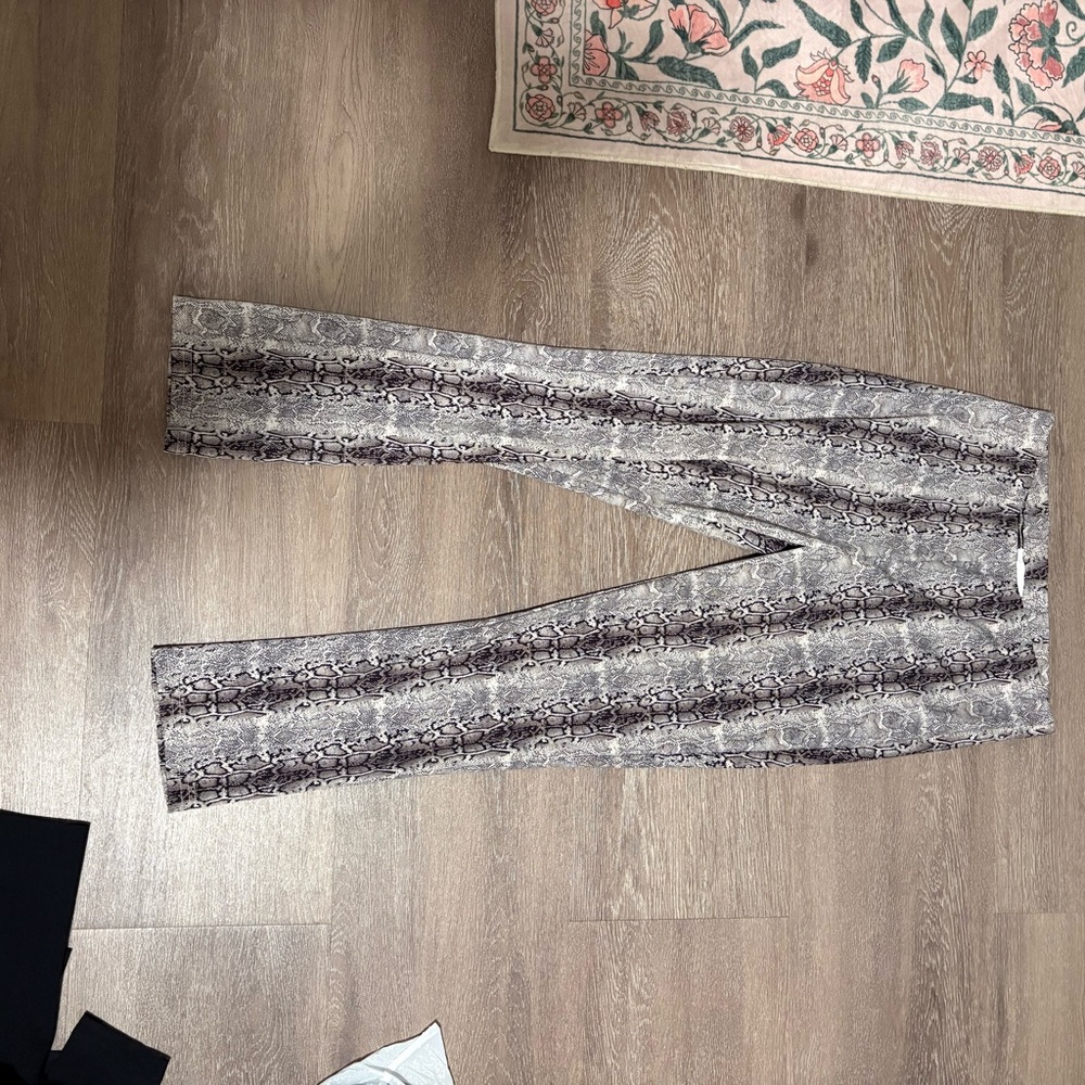 Snake-Print Gray Women's Jeans